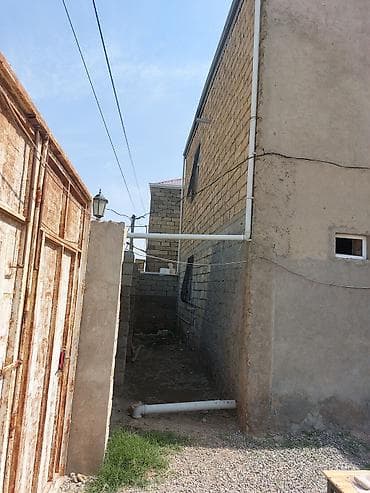 gencede ev: Satılır: daş hasarla əhatələnmiş həyət evi və torpaq sahəsi — 4
