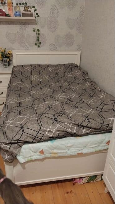 İşlənmiş, İkinəfərlik çarpayı, Bazasız, Matras ilə, Siyirməsiz