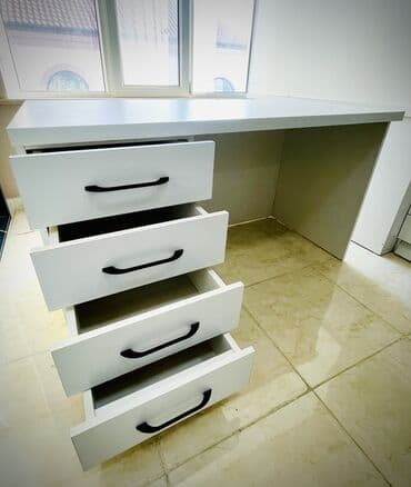 ucuz mebeller: İşlənmiş, İşçi üçün, Dördbucaq masa — 6