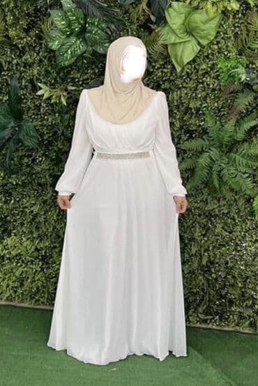 Ziyafet geyimi AGS 46 razimer 140 azn alinib 1 defe geyinilib tezedir