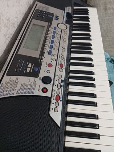 ev əşyaları işlənmiş: Sintezator, Yamaha, İşlənmiş — 3