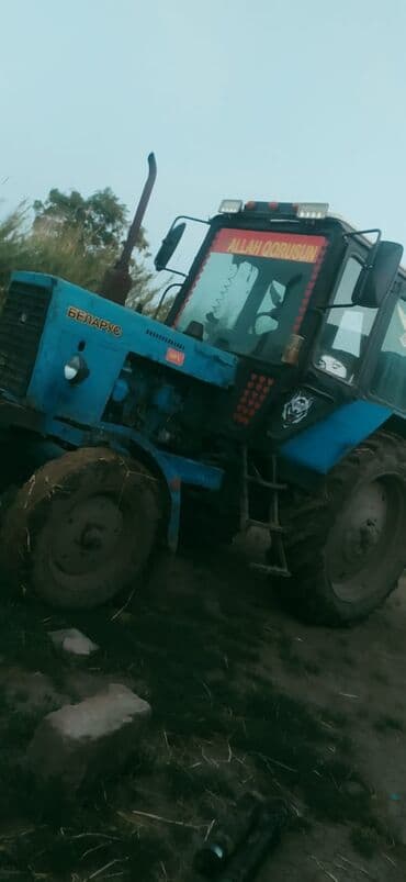 satisda olan traktorlar: Traktor Belarus (MTZ) 80, 1992 il, 80 at gücü, motor 5.8 l, İşlənmiş — 8