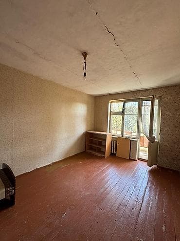 elmlerde kiraye ev: 3 otaqlı mənzil – geniş eyvanlı - Plan: Uzun koridorlu, ayrıca 3 — 4