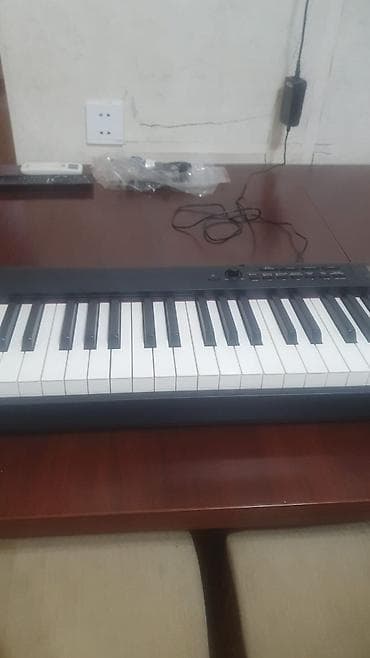 adapt: Casio rəqəmsal piano/klaviatura - Brend: Casio - 61 klavişli rəqəmsal — 9