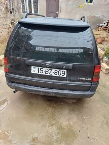 dizel opel astra: Opel Astra: 1.6 l | 1995 il 6500000 km Sedan — 1