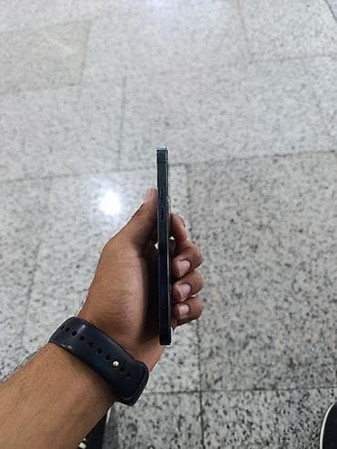 apple mac: IPhone 12 Pro, Göy, Face ID — 4