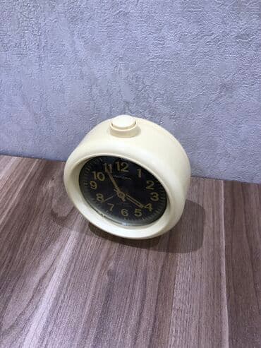 qizil onluq qiymeti: Masaüstü Mexaniki Əntiq saat 1970 il — 20