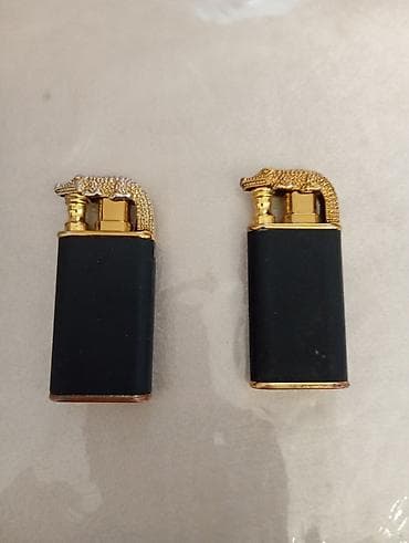 Digər kolleksiyalar: Kolleksiya üçün çaxmaqdaşları və masaüstü alışqanlar dəsti Təsvir: - — 3