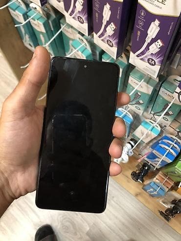 redmagic 9s pro: Samsung Galaxy A51, 64 GB, Barmaq izi — 2
