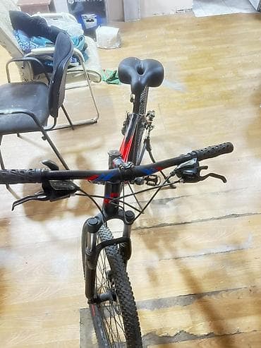 velosiped kameri: Dağ velosipedi – 26” təkər, yüngül alüminium gövdə, amortizatorlu ön — 6