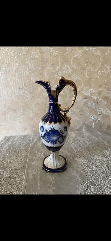 cobalt qablar: Porcelan dekor sürahi, Cexiya, original cobalt - Material — 2