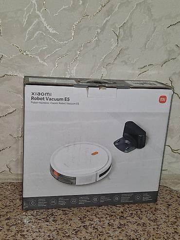 korpuslar: Xiaomi Robot Vacuum E5 – robot tozsoran Xüsusiyyətlər: - 2000 Pa — 1
