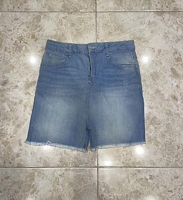 alt paltarları: Mavi denim şort - Material: klassik denim (cins) - Rəng: açıq/mavi — 1