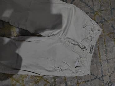 Ağ şalvar, M razmer
10 AZN