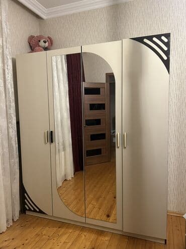 продаю старую мебель: Двуспальная кровать, Шкаф, Б/у — 2