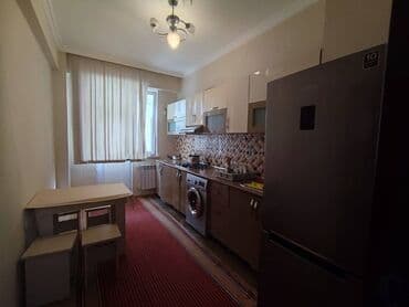 binə kiraye ev: Xırdalanda Kristal 1de mertebeli 8mərtəbəli binanın 4-cü — 13