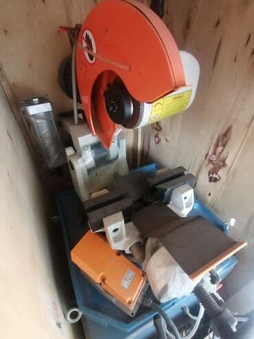 i̇stehsal avadanlığı: Metal kəsmə mişarı – stasionar tip - Gərmə: elektrik mühərrikli, arxa — 2