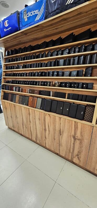 çörək vitrini: 1ededin qiymetMağaza vitrin dəsti – şüşəli vitrin və divar rəf sistemi — 7