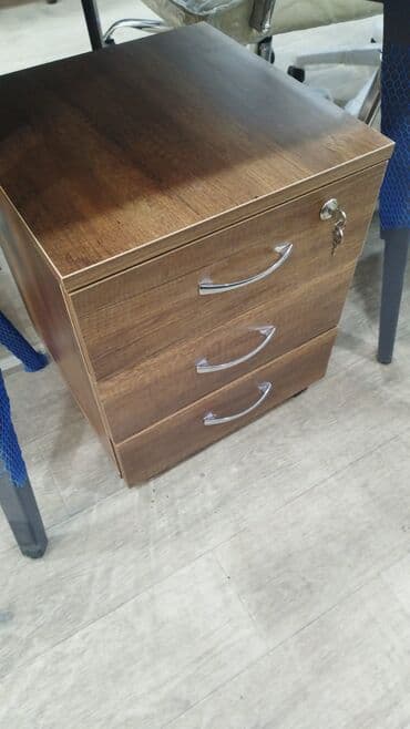 mudur stolu: Ofis mebeli Ofis masasi Ofis stolu İcsi masasi Masa Stol Dolab — 4