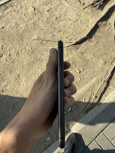 iphone 11 pro qiymeti irşad: IPhone 11, Черный — 4