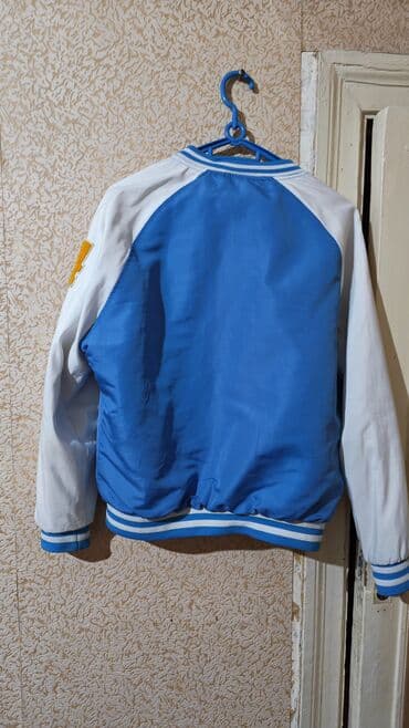 Lüğətlər: Bomber az geyinikib M rAzmerdir isteyen olsa endirim ederem — 5