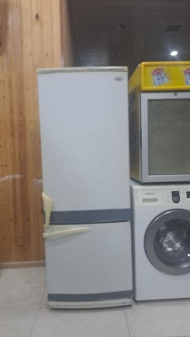 hitachi soyuducu: İkiqat qapılı soyuducu Xüsusiyyətlər: - Üst hissə: soyuducu bölmə - — 1