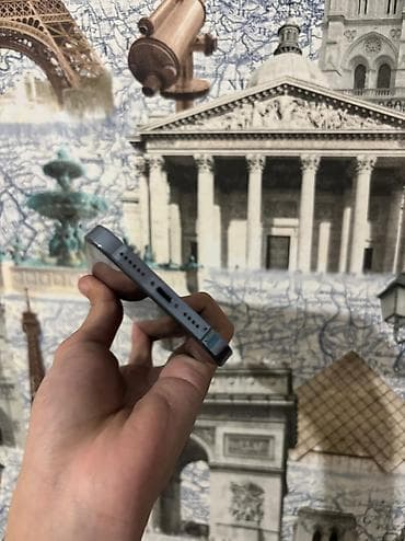 mini ipad 6: IPhone 13 Pro Max, 256 GB, Sierra Blue, Face ID — 8