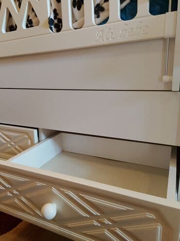 ağ uşaq carpayısı: Oğlan və qız üçün, İşlənmiş, Dördbucaq, Beşik, Dəstsiz, Matras ilə, Yellənmə mexanizm ilə — 3