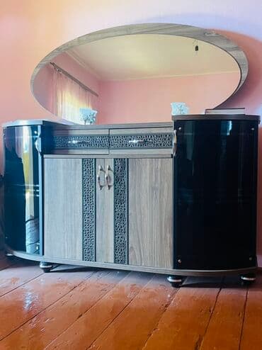 Güzgülü lalafo.az -da Güzgülü