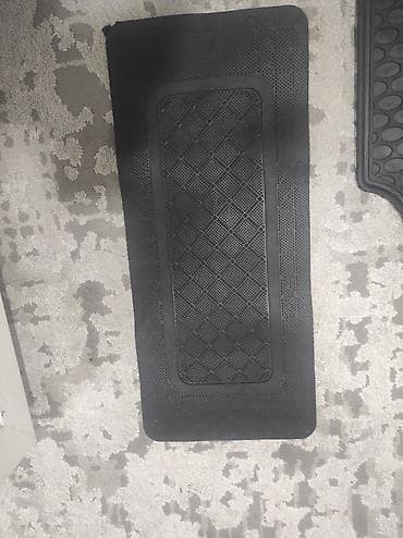 arxa most: Avtomobil üçün ayaqaltı, Rezin, Kia — 6