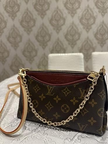 cantalar: Çiyin çantası, Louis Vuitton, Yeni — 1