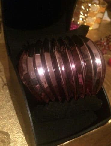 бусы из натурального камня: Enli dizaynı olan metal qolbaq. Qolbağın xarici səthi sarı, ağ və qara — 3