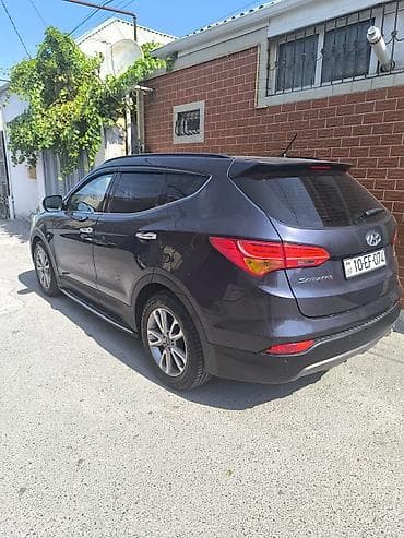 tayota rav 4: Hyundai Santa Fe: 2.4 l | 2013 il — 3