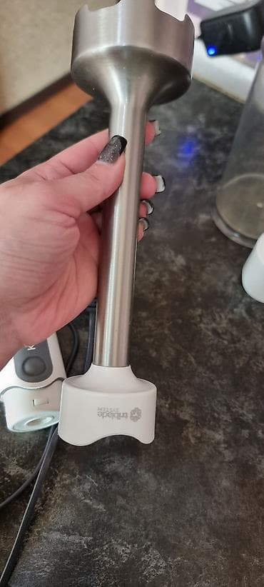 блендер техномир отзывы: Kenwood əl blenderi seti – 800W Super vəziyətdə Xüsusiyyətlər: - Güc — 7