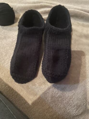 домашние тапочки зайчики: Qara rəngli əl işı corab-ev tuflisi (trikotaj) - Yumşaq, qalın — 3