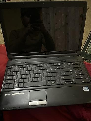 irshad telecom iphone 13 pro max: Fujitsu noutbuk + aksesuar dəsti Məhsul tərkibi: - Fujitsu noutbuk — 2