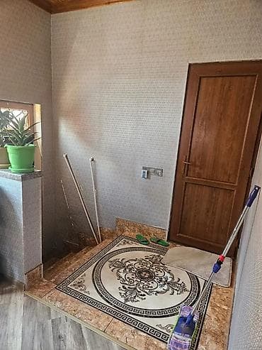 mida satis: Qaraçuxur qəs. 4 otaqlı, 100 kv. m, Kredit yoxdur, Orta təmir — 5