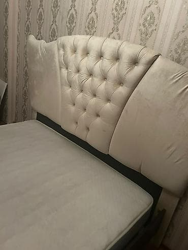 Mebel: iki nəfərlik çarpayı və matras - Ölçü: təxmini 160x200 sm — 3