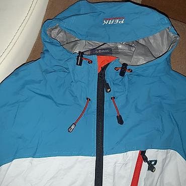yağış paltarı: Orijinal yağış gödəkcəsi, vetrovka. Su buraxmayan iç layı var. Cəmi — 2
