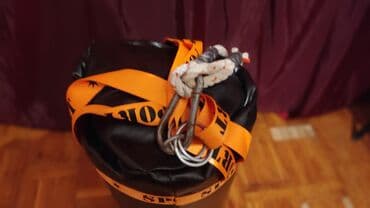 adam boks torbası: Boks üçün asılqan çanta - Rəng: qara korpus, narıncı “SPORT” lentləri — 2