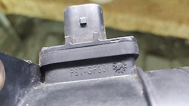 BOSCH hava kütlə ölçən sensor (MAF) zavod 2015 nivanın usden cıxıb lalafo.az -da BOSCH hava kütlə ölçən sensor (MAF) zavod 2015 nivanın usden cıxıb