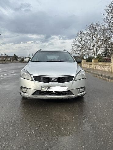 Kia Ceed: 1.6 l | 2009 il Universal