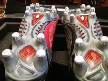 qapıçı əlcəyi qiyməti: Butslar Umbro, Ölçü: 42, Yeni — 1