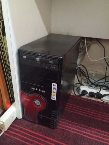 Avtoservis avadanlıqları: Mağaza üçün mebel dəsti - Rəng: qırmızı (qara kənar haşiyələr) - — 6