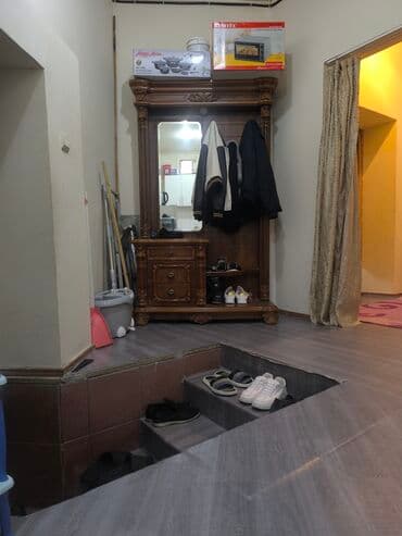 elmlerde ev: Badamdar qəs. 3 otaqlı, 85 kv. m, Kredit yoxdur, Orta təmir — 3