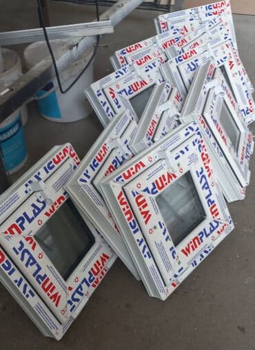 plasmas pəncərə: Fortuçka Plastik 40x40. 25 manata — 2