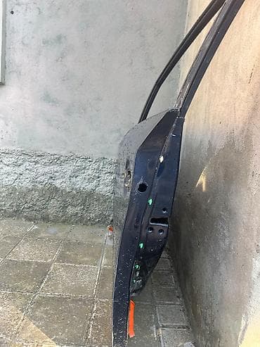 reduktor satilir: Prius 30 kuza sol qapi 2013 ci ilin ustunen cixib astari vurulub — 3