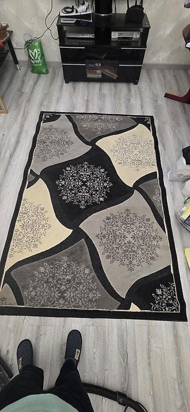 ковры 2 на 3: Müasir dizaynlı xalça 2.25-in 1.55ə - Rənglər: qara, krem və müxtəlif — 1