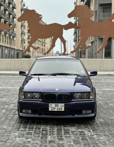 BMW 3 Series E36 sedan – dərin mavi rəngli, idman üslubunda tüninq lalafo.az -da BMW 3 Series E36 sedan – dərin mavi rəngli, idman üslubunda tüninq
