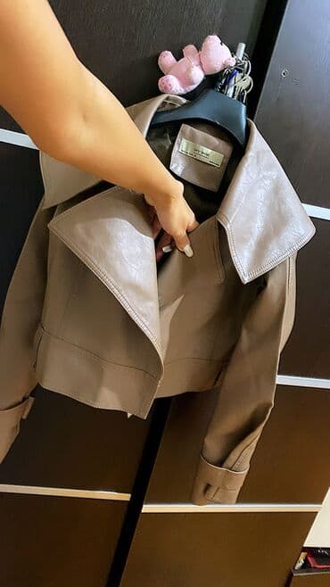 Kurtka satira s-m razmer geyinilmeyib tezedi kafeniy rengde cox stilni lalafo.az -da Kurtka satira s-m razmer geyinilmeyib tezedi kafeniy rengde cox stilni